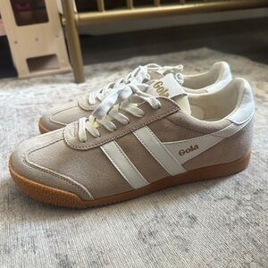 Gola Women’s Tan and White Sneakers